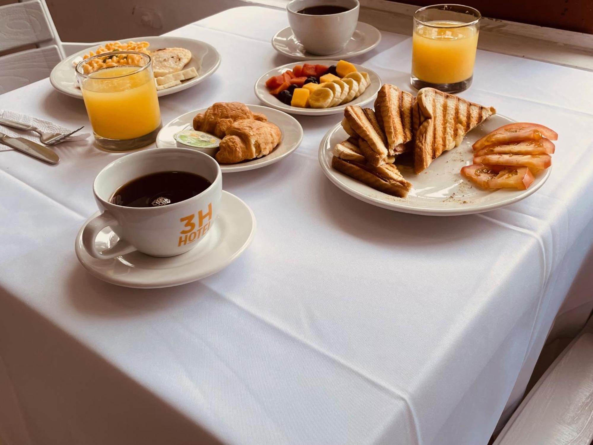 Hotel Simon Медельин Экстерьер фото